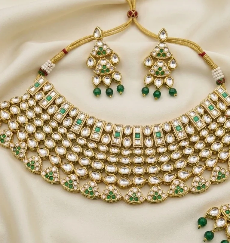Emerald Accent Ice Kundan Bridal Set — craftsmanship close-up | House of Kanya